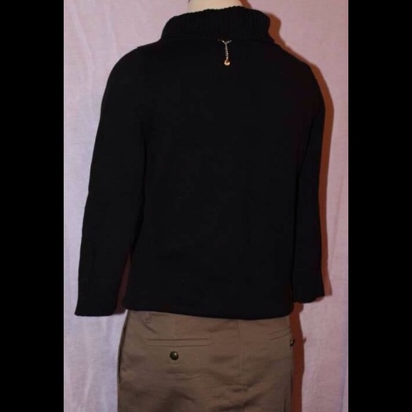 Sweater - Picture 3 of 3