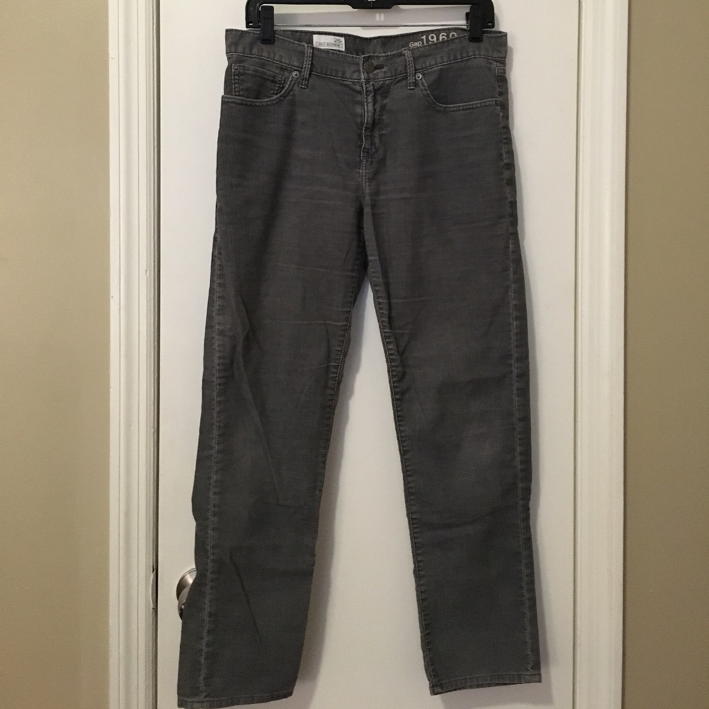 GAP 26r Sexy Boyfriend Corduroys