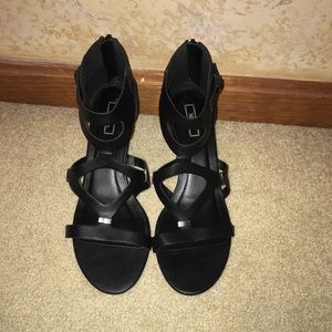 Xoxo black wedge sandals