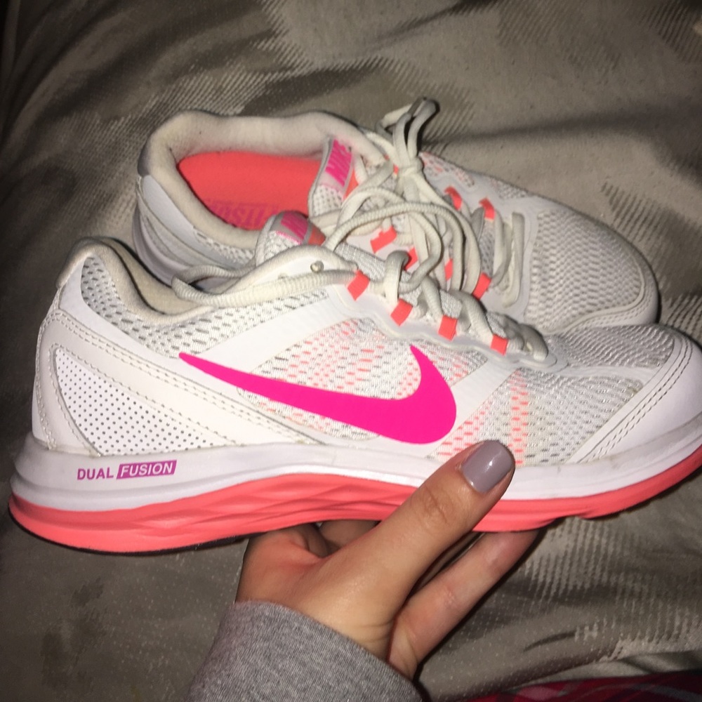 Nike Dual Fusion