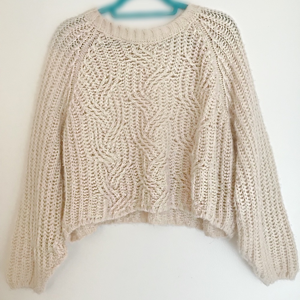 Kimchi Blue Cream Colored Cropped Sweater size M