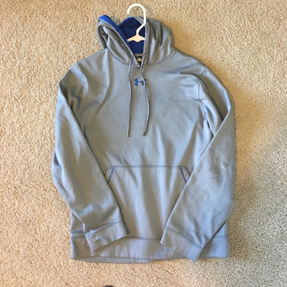 Men’s small Under Armour hoodie.