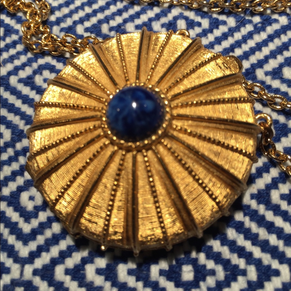Vintage. Estée Lauder Goldtone Compact Necklace.