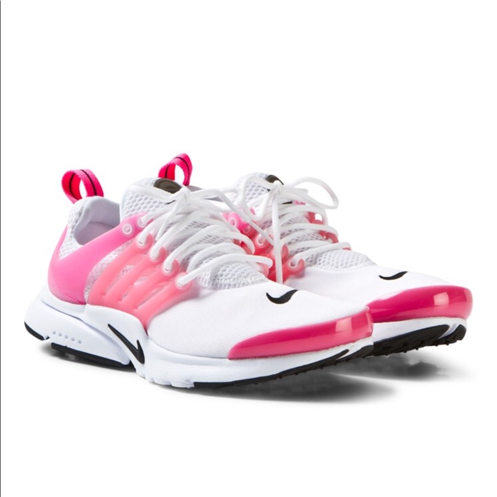 Pink and white Nike presto . Size 4 !
