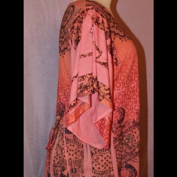 Tunic - Picture 2 of 3