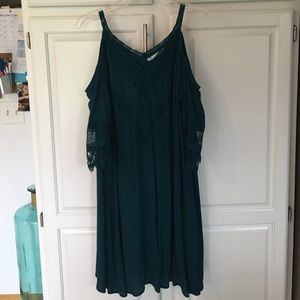 Fun shoulder peeky dress