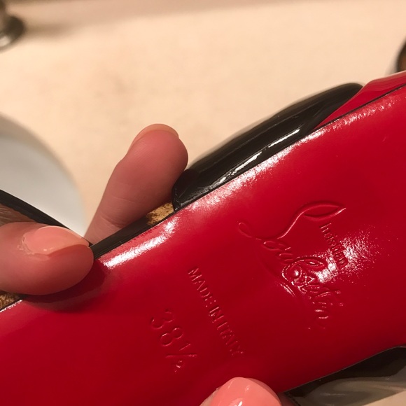 Christian Louboutin Jailopa patent red sole pump - Picture 5 of 8