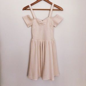 LF Cream Cinched Off the Shoulder Dress Size S