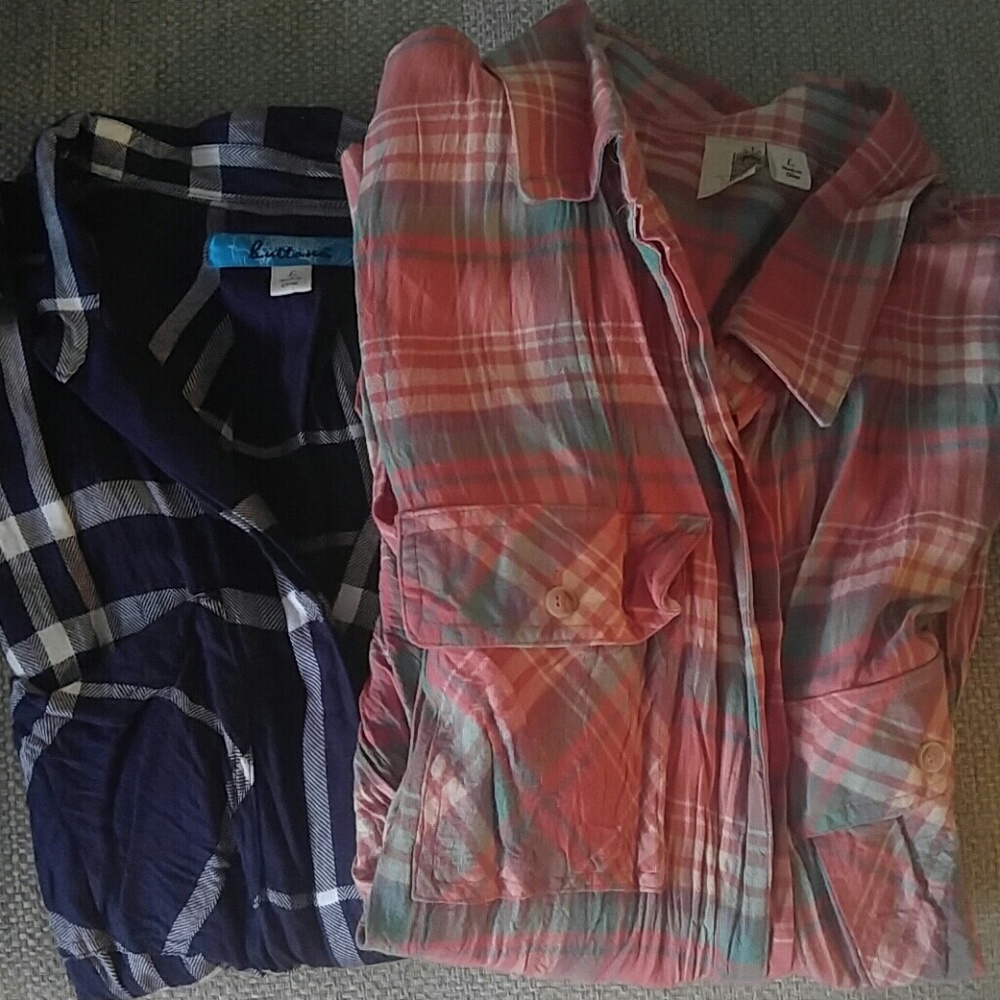 2 Francescas plaid shirts size large