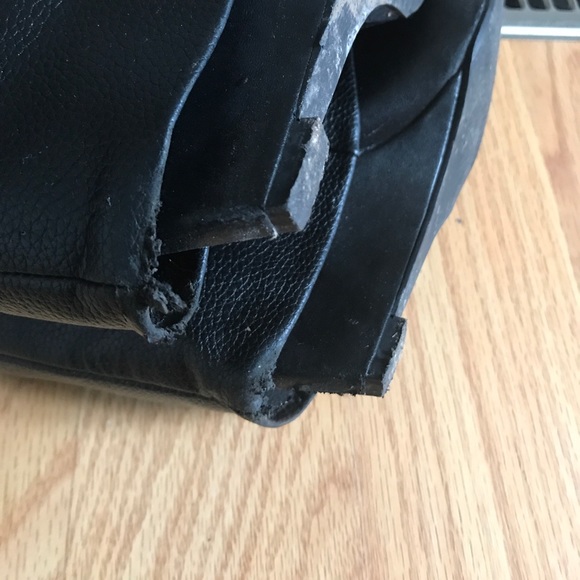 Black boots - Picture 6 of 8