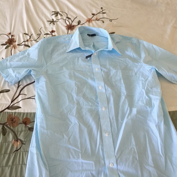 Light blue button down top - Picture 3 of 4
