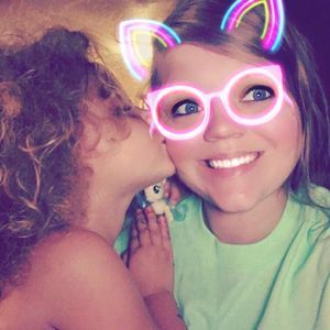 Meet your Posher, Manda