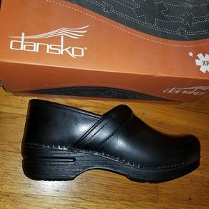 Dansko nursing shoes