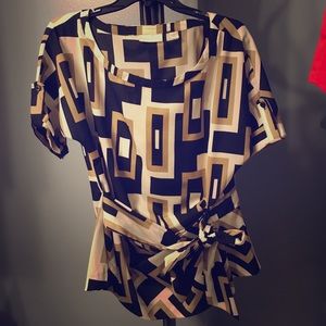 Tie-front blouse with fun pattern