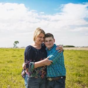 Meet your Posher, Chalise