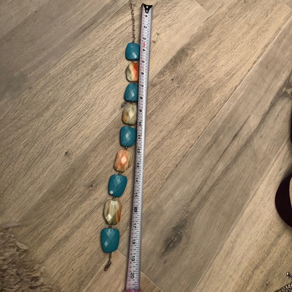 Teal necklace! **Earrings not included. - Picture 2 of 2