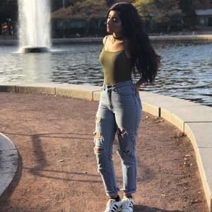 Meet your Posher, Carla