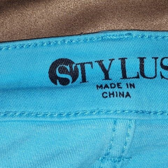 STYLUS Plus SIZE 24W Aqua Pants - Picture 4 of 6