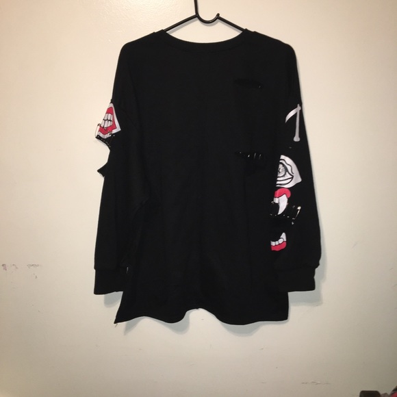 BLACK SWEATER *SOLD* ❌❌ - Picture 3 of 4