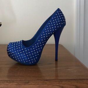 Studded stiletto royal blue fun party heels