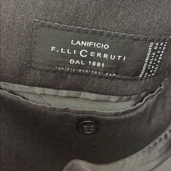 ➡️ Banana Republic dark gray suit-Tailored⬅️ - Picture 3 of 7