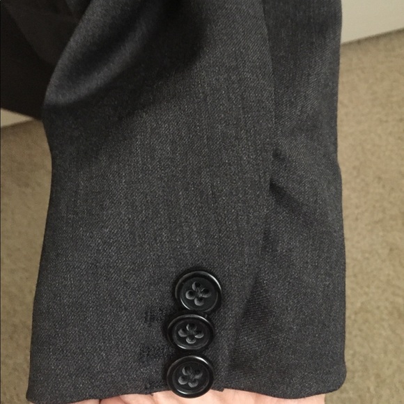 ➡️ Banana Republic dark gray suit-Tailored⬅️ - Picture 5 of 7