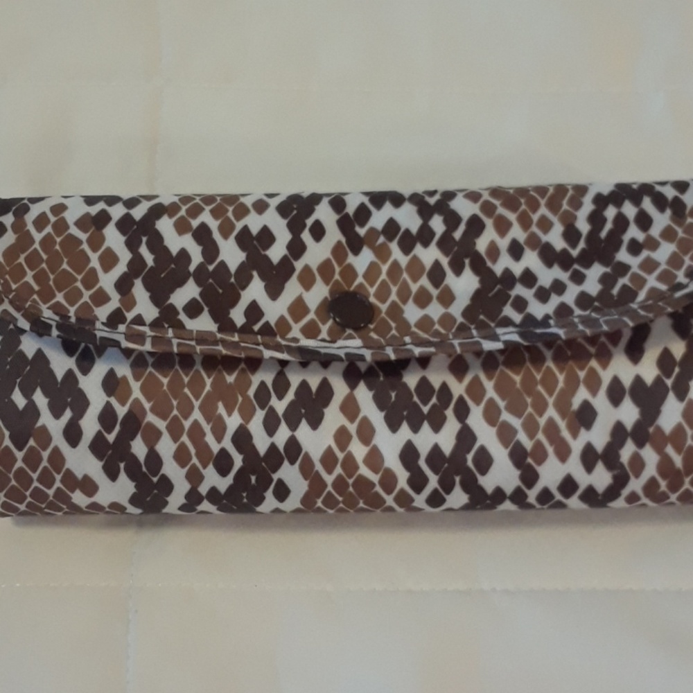 Tote - Picture 5 of 5
