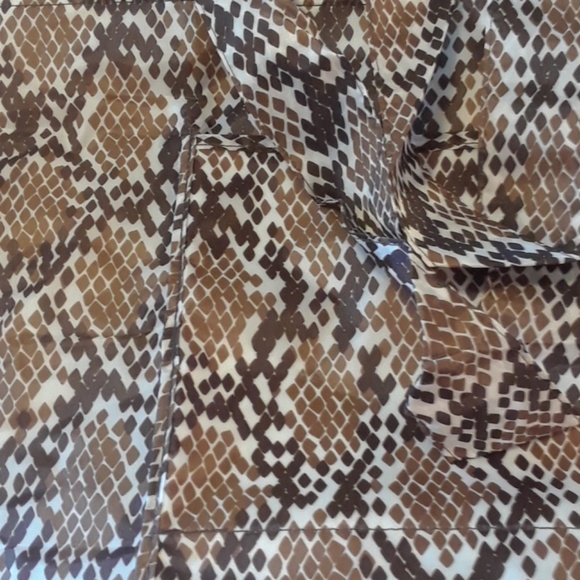 Tote - Picture 3 of 5