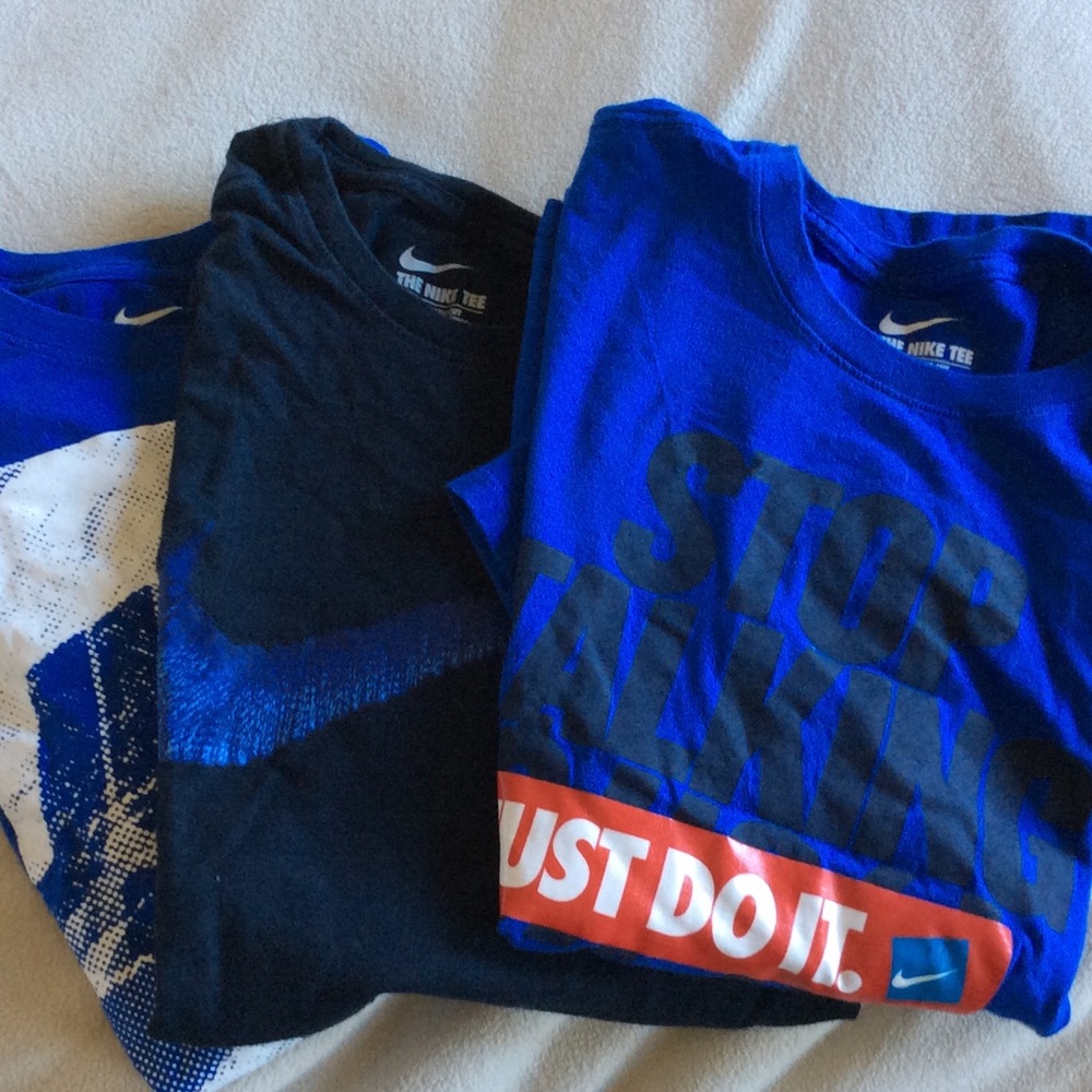 Lot of 3 Nike t-shirts