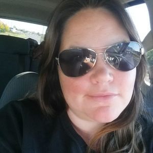 Meet your Posher, Hillary