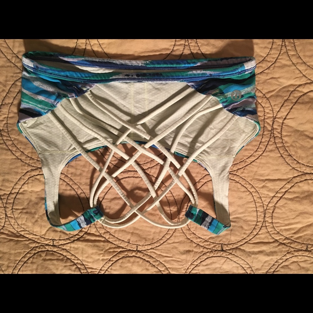 Lululemon bra