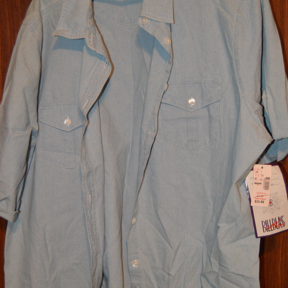 Bill Blass Plus Size 22/24 Light Denim Shirt NWT - Picture 7 of 7