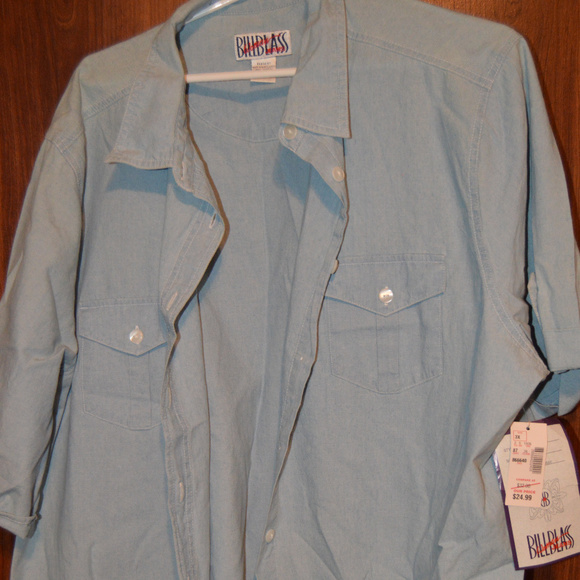 Bill Blass Plus Size 22/24 Light Denim Shirt NWT - Picture 1 of 7