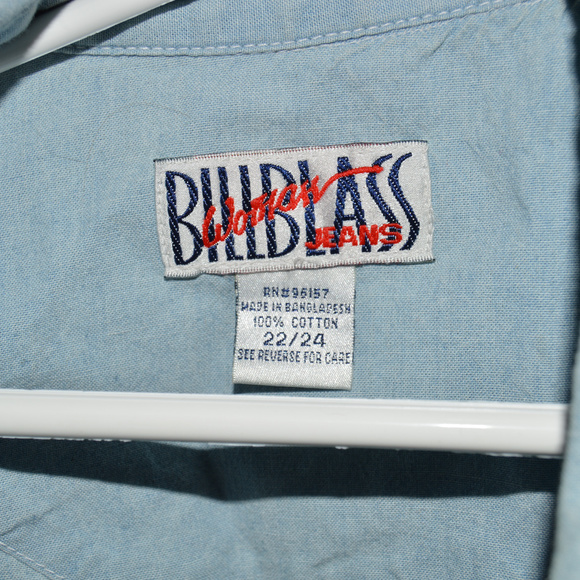 Bill Blass Plus Size 22/24 Light Denim Shirt NWT - Picture 2 of 7
