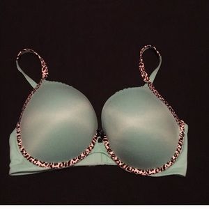 36 DD body by Victoria bra