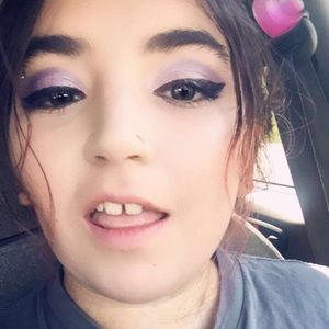 Meet your Posher, Lexi