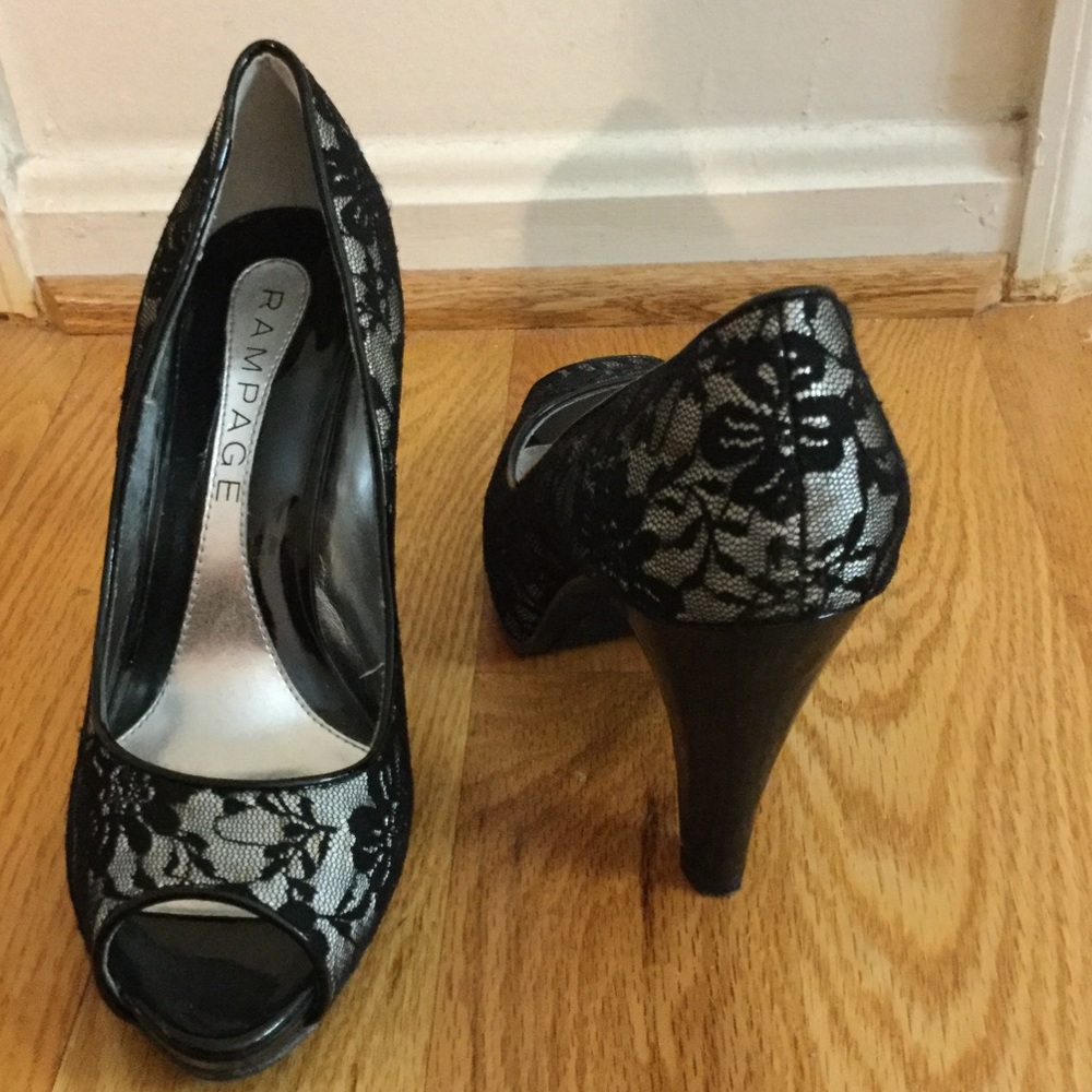 Sexy Rampage Pamela Peep Toe Pumps - 7.5