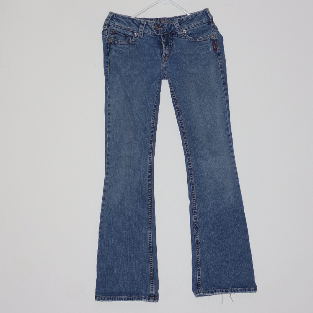 SILVER JEANS TUESDAY Boot Cut Jeans Size 28/33