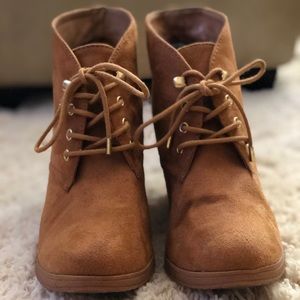 Wedge Booties, size 9, Target