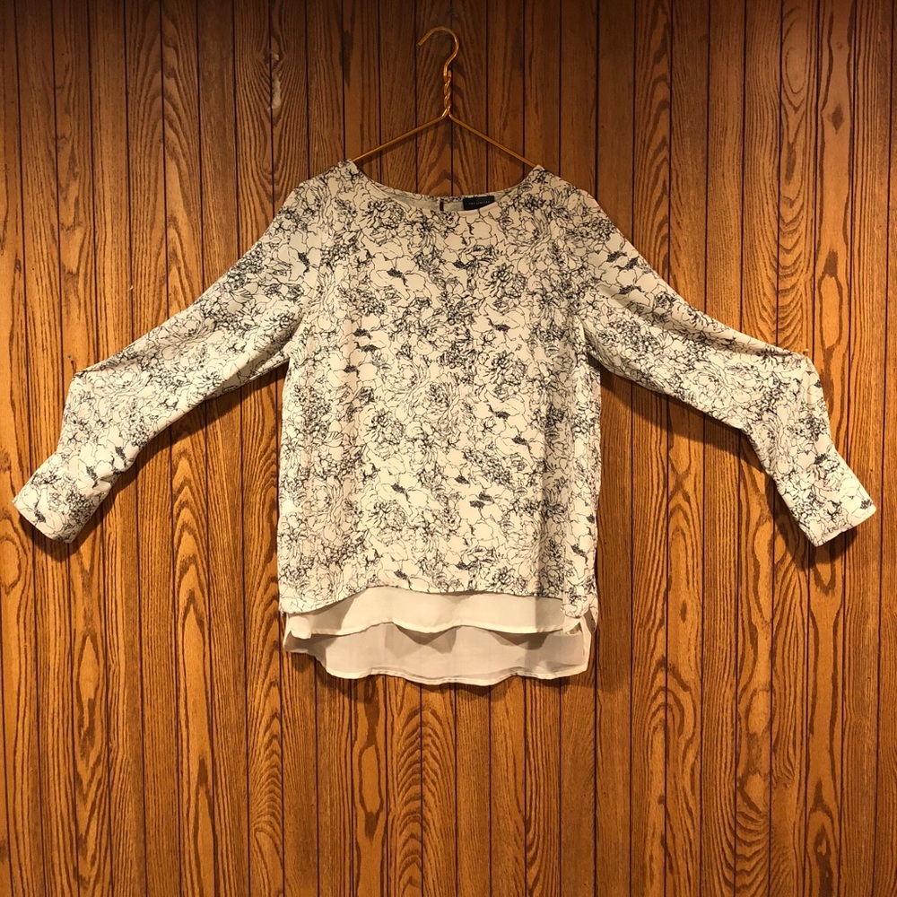 Long sleeve floral blouse