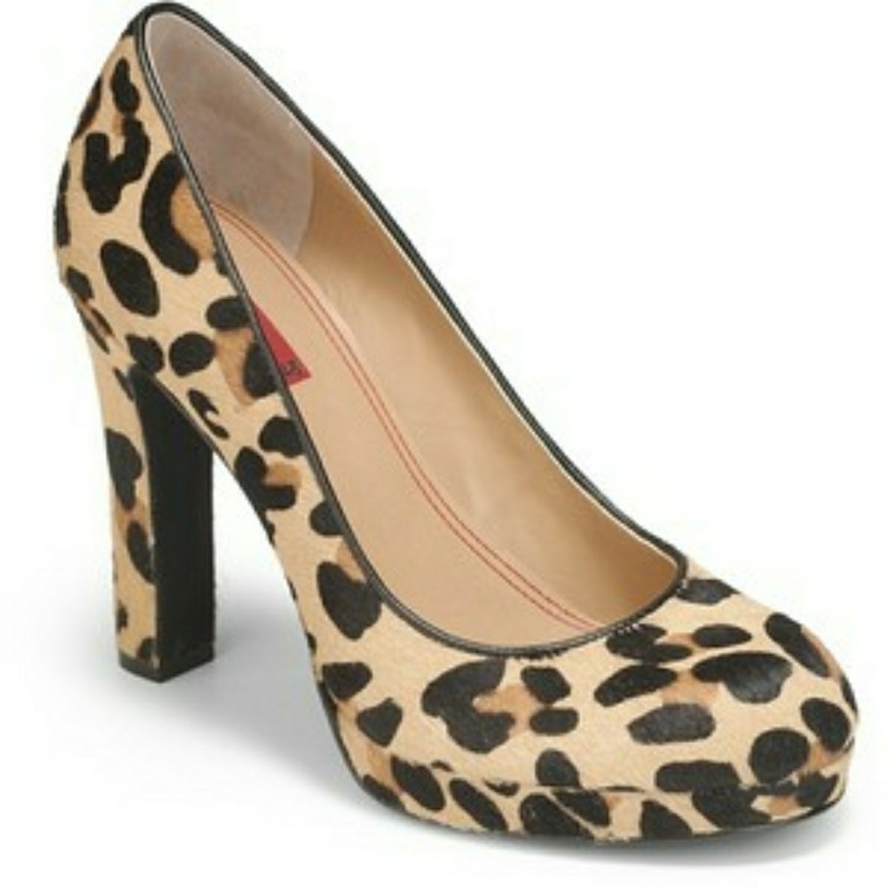 5|48 Olivia pumps