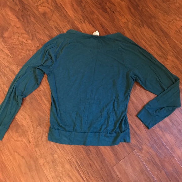 Long sleeve PINK by VS shirt - Picture 4 of 4