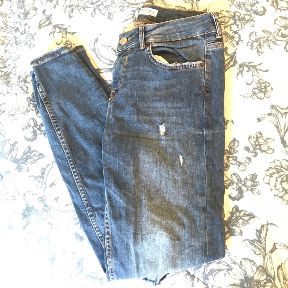 Zara Skinny Distressed Jeans Size USA 6