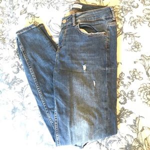 Zara Skinny Distressed Jeans Size USA 6