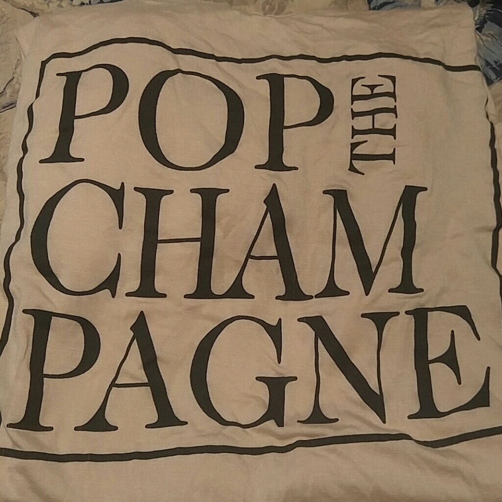 Francescas LG pink shirt sleeve graphic tee