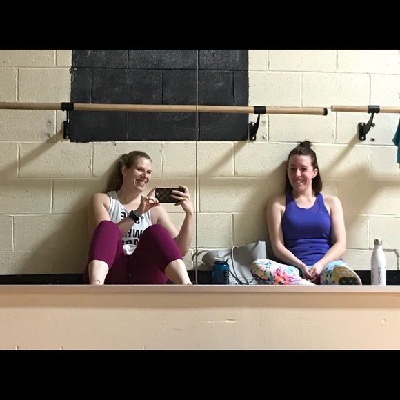 Meet your Posher, Stephanie - Picture 3 of 6