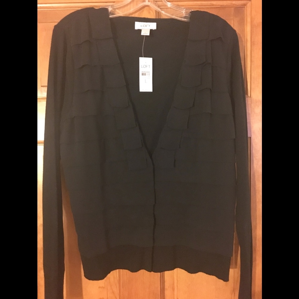 LOFT - Tiered Crepe front Cardigan - Black
