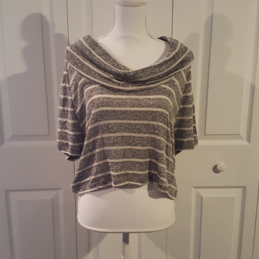 Pink rose crop sweater