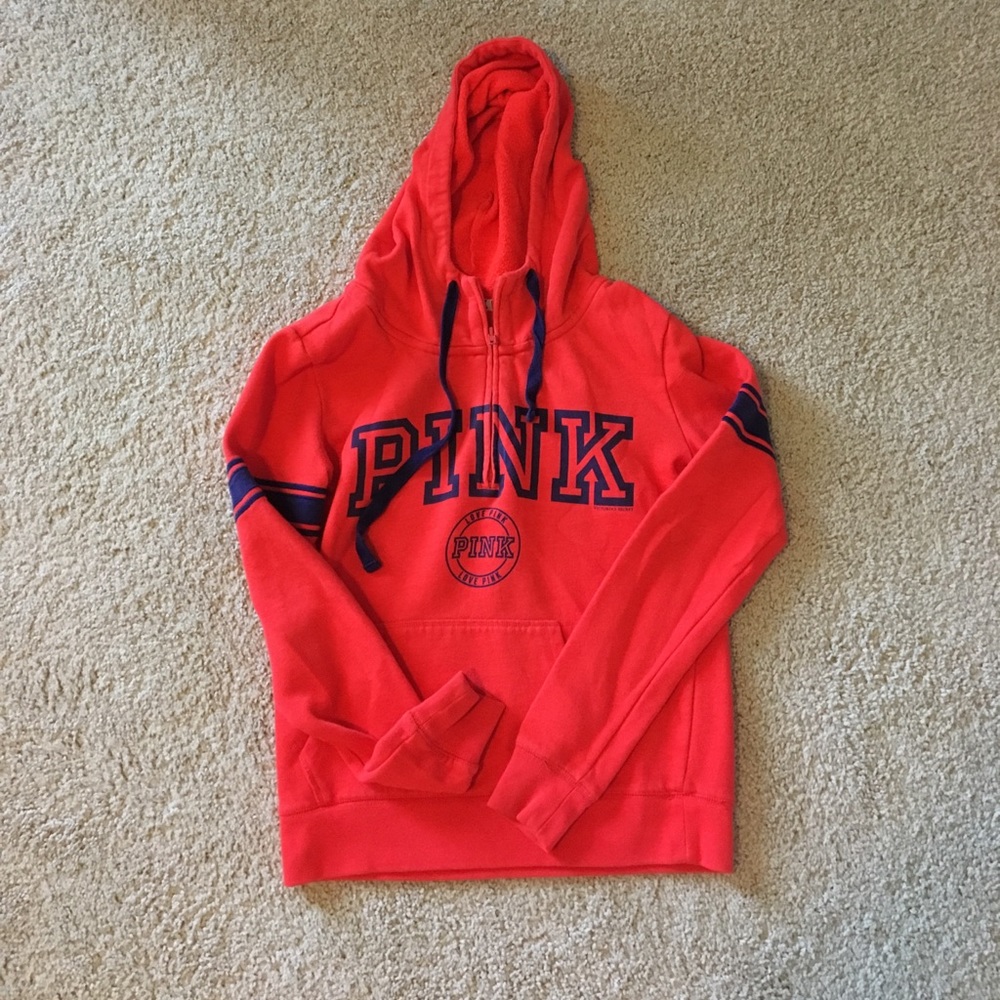 Women’s Pink sweatshirt