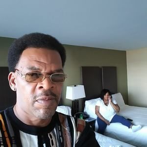 Meet your Posher, Darrell r